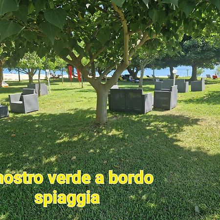 דירות Santa Caterina Dello Ionio Marina Nina'S House 3 , A 300 Metri Dal Mare מראה חיצוני תמונה