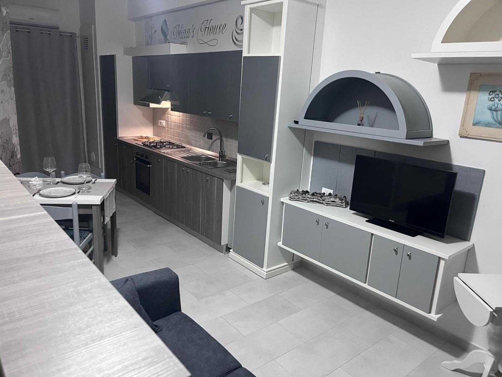דירות Santa Caterina Dello Ionio Marina Nina'S House 3 , A 300 Metri Dal Mare מראה חיצוני תמונה
