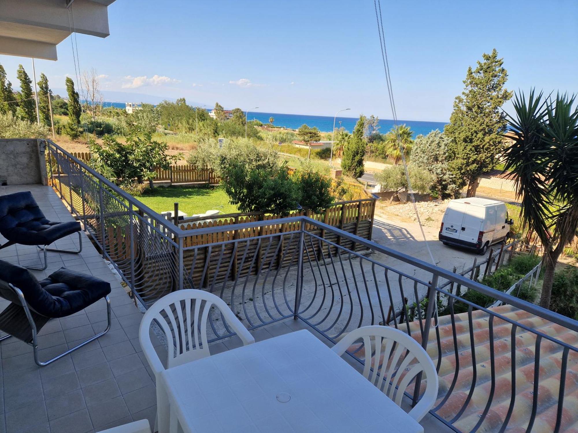 דירות Santa Caterina Dello Ionio Marina Nina'S House 3 , A 300 Metri Dal Mare מראה חיצוני תמונה